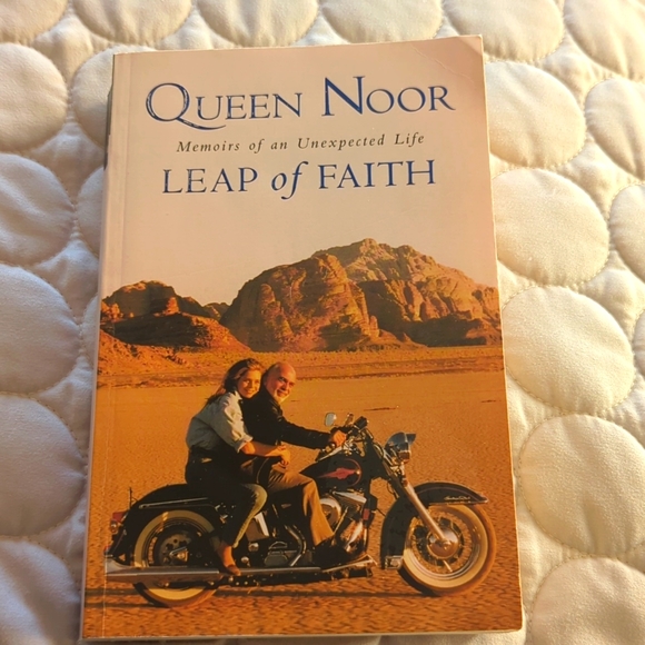 2/$12 Book Queen Noor Leap of Faith - Picture 1 of 3